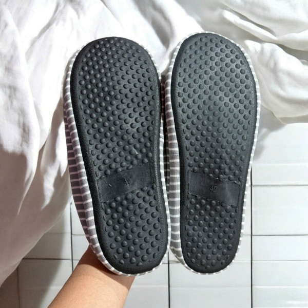 Dép đi trong nhà kín mũi đế nhựa chống trượt Comfy (mẫu 1 kín gót, size 44) - Hàng Nhật nội địa - Ảnh 4